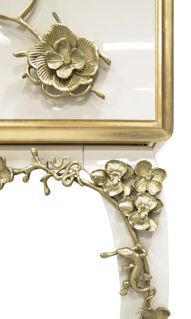 Барный шкаф Spellbound Lacquer Bar Cabinet, дизайн Boca do Lobo