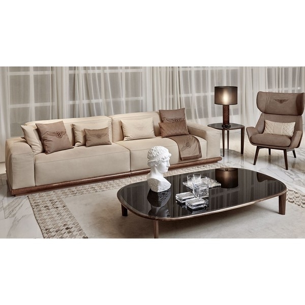 Диван Wellington Sofa, дизайн Bentley Home