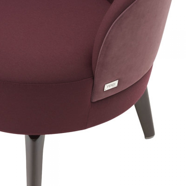 Кресло DOYLE ARMCHAIR, дизайн Fendi Casa