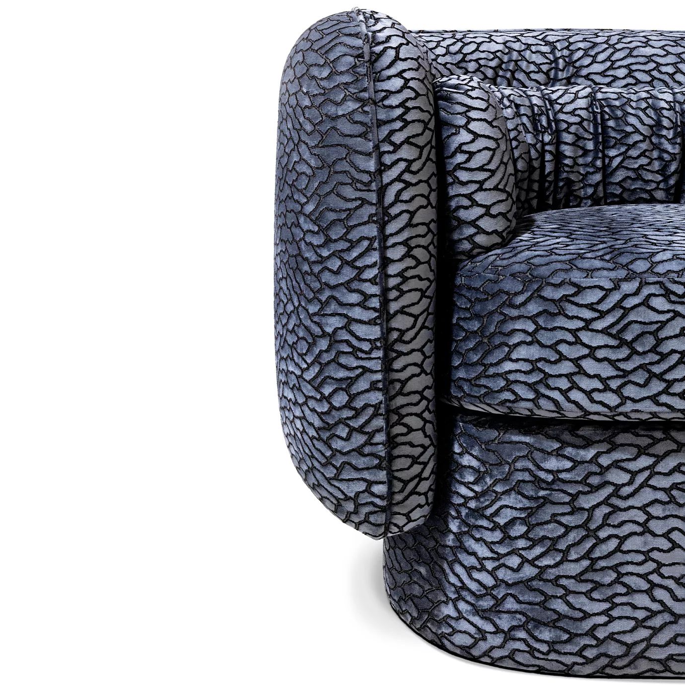 Диван Deb от KOKET, дизайн Boca do Lobo