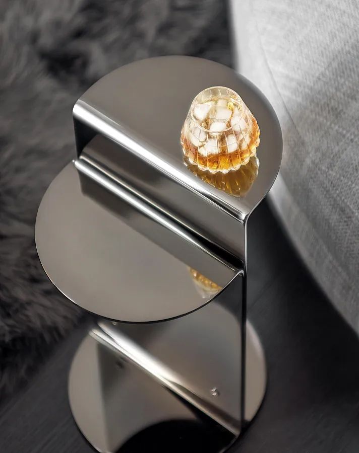 Кофейный столик Flirt, дизайн Minotti