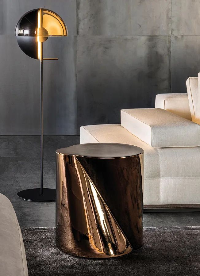 Кофейный столик Noor, дизайн Minotti