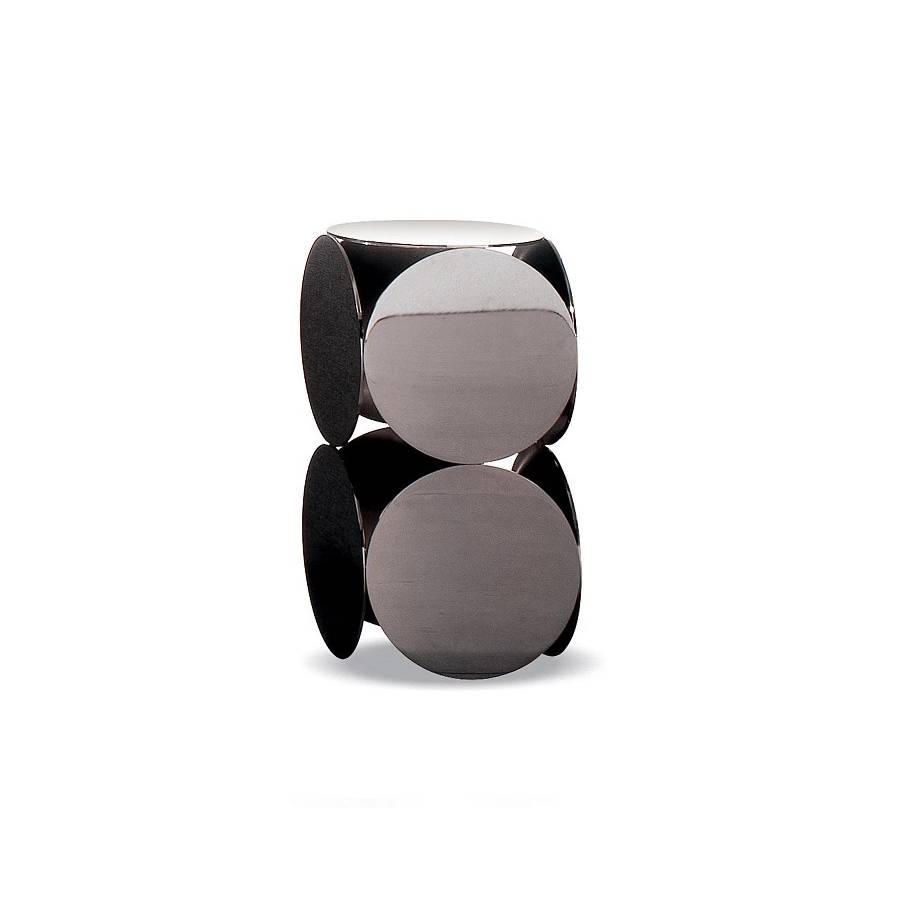 Кофейный столик Still, дизайн Minotti