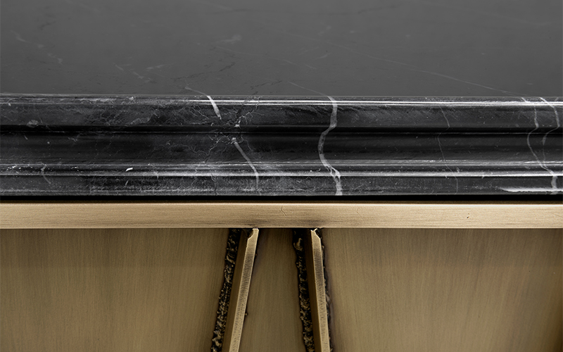 Консоль KOI от BRABBU, дизайн Boca do Lobo