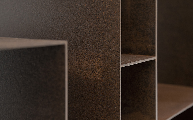 Консоль KYAN от BRABBU, дизайн Boca do Lobo