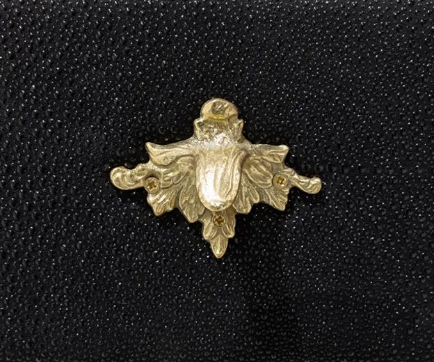 Консоль Temptation от KOKET, дизайн Boca do Lobo