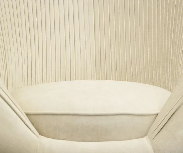 Кресло Audrey от KOKET, дизайн Boca do Lobo