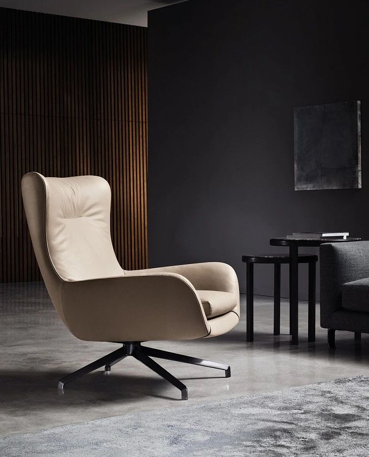 Кресло Jensen, дизайн Minotti