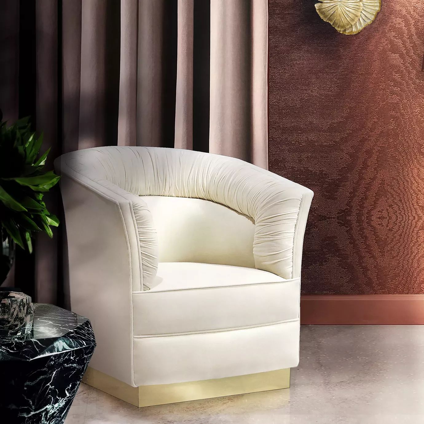 Кресло Lovely Metal Base от KOKET, дизайн Boca do Lobo