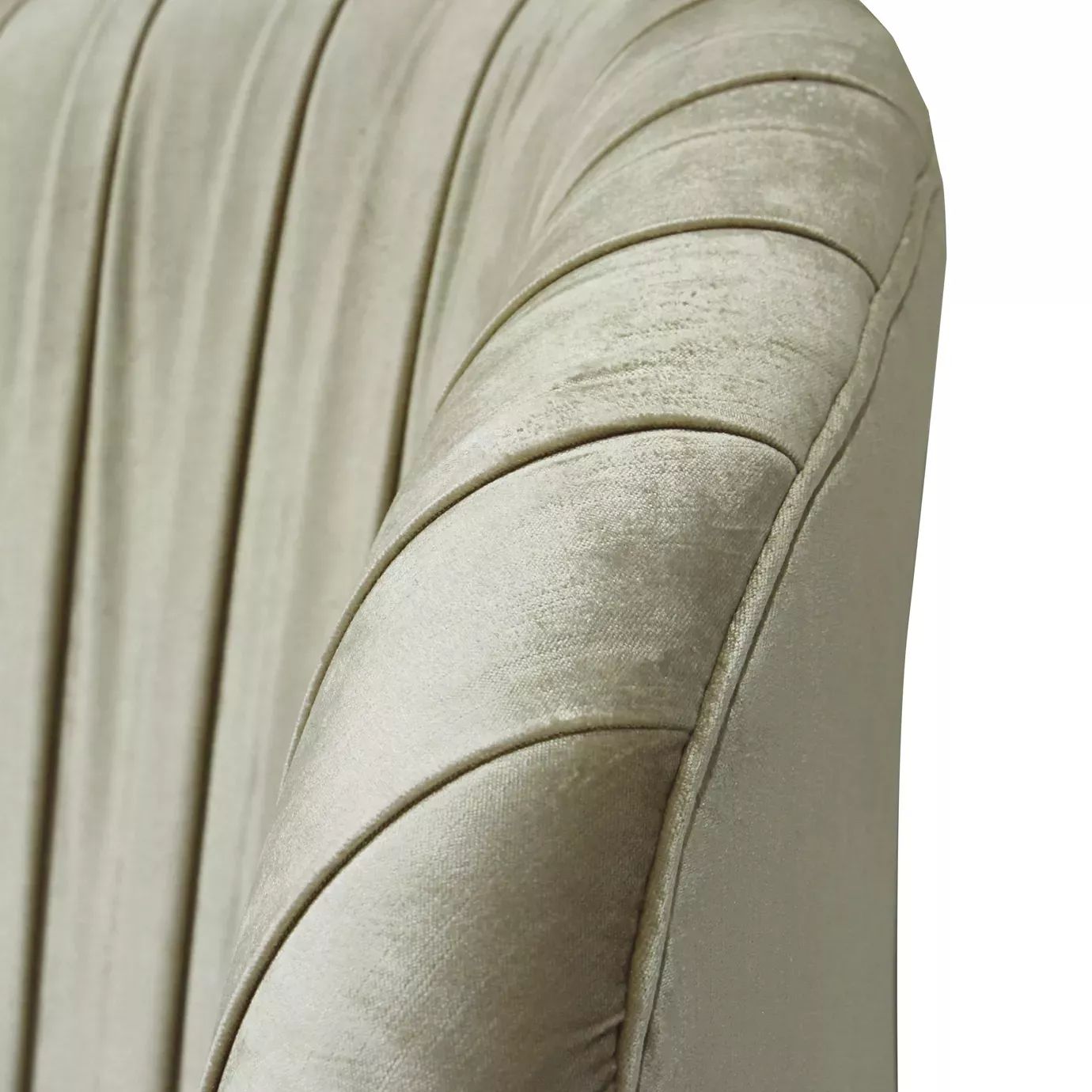 Кровать Kelly от KOKET, дизайн Boca do Lobo