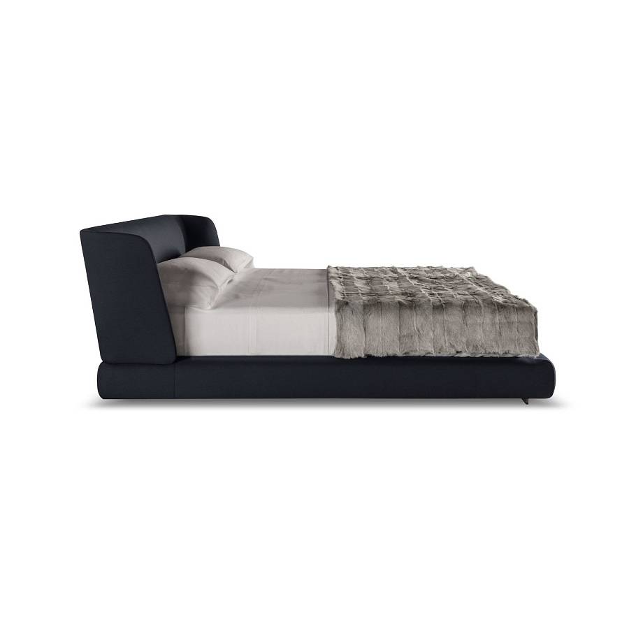 Кровать Reeves, дизайн Minotti