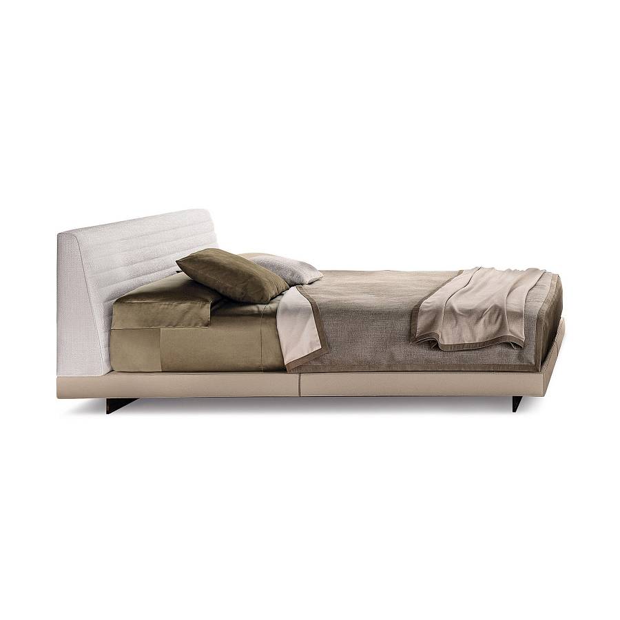 Кровать Roger, дизайн Minotti