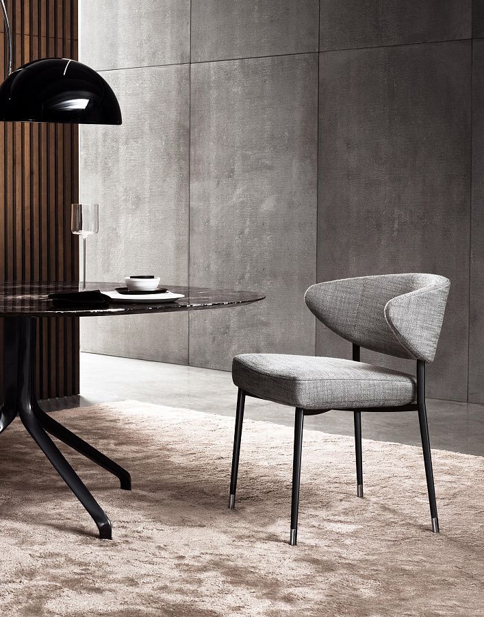 Полукресло Mills, дизайн Minotti