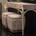 Банкетка Mia от KOKET, дизайн Boca do Lobo