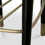 Барный стул PLUM от BRABBU, дизайн Boca do Lobo