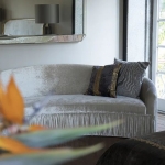 Диван Vamp Full Upholstery от KOKET, дизайн Boca do Lobo