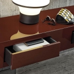 Консоль Solid, дизайн Minotti
