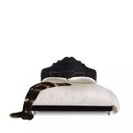 Кровать Alexia от KOKET, дизайн Boca do Lobo