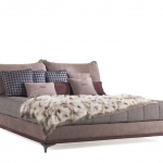 Кровать Clapton, дизайн Gianfranco Ferre Home
