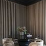 Полукресло Chandra от KOKET, дизайн Boca do Lobo