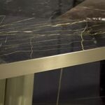 Стол Decodiva от KOKET, дизайн Boca do Lobo