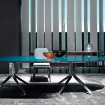 Стол обеденный Claydon, дизайн Minotti
