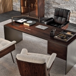 Стол письменный Linha, дизайн Minotti