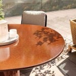 Стол Rayan Outdoor, дизайн Minotti