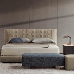 Тумбочка прикроватная Milton, дизайн Minotti