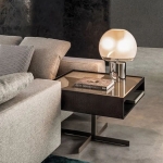 Журнальный столик Close, дизайн Minotti