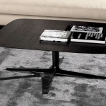 Журнальный столик Clyfford, дизайн Minotti
