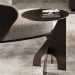 Журнальный столик Haring, дизайн Minotti