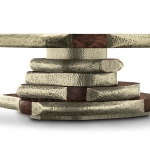 Журнальный столик LATZA от BRABBU, дизайн Boca do Lobo