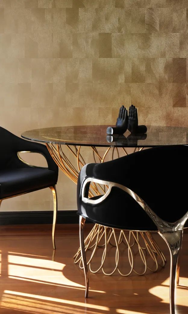 Стол Allure от KOKET, дизайн Boca do Lobo
