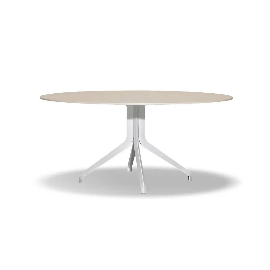 Стол Claydon Outdoor, дизайн Minotti