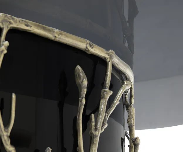 Стол Enchanted Glass от KOKET, дизайн Boca do Lobo