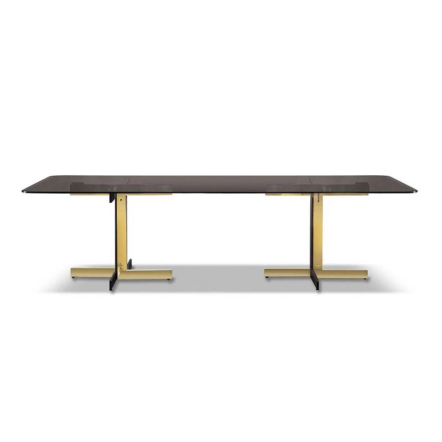 Стол обеденный Catlin, дизайн Minotti