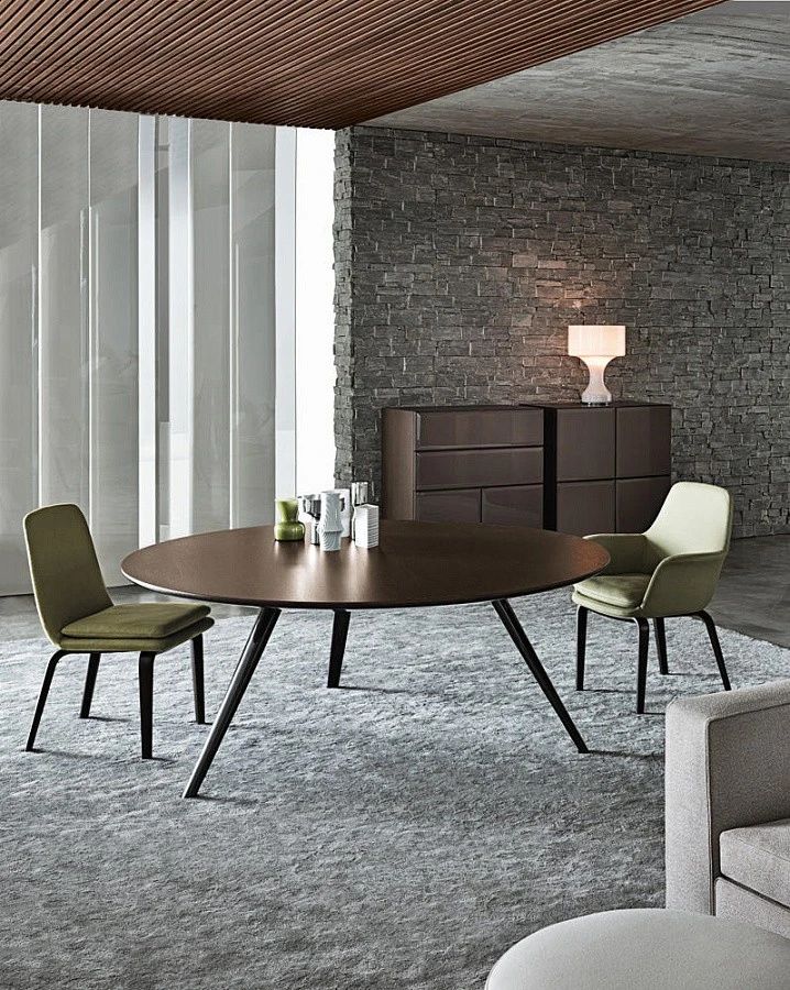 Стол обеденный Evans, дизайн Minotti
