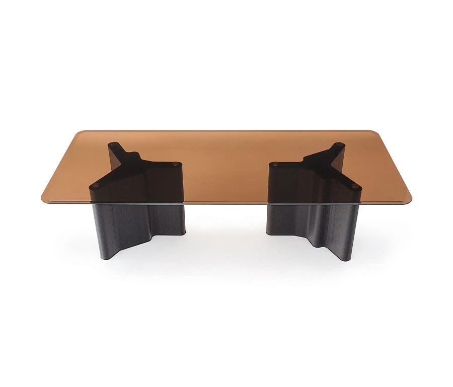 Стол обеденный Lou, дизайн Minotti