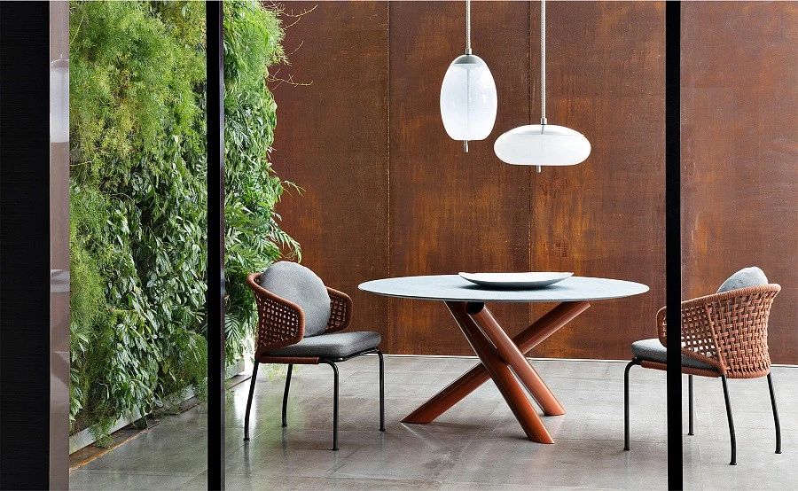 Стол обеденный Van Dyck, дизайн Minotti