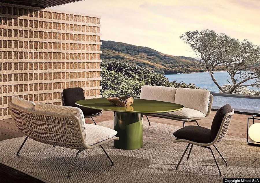 Стол Rayan Outdoor, дизайн Minotti