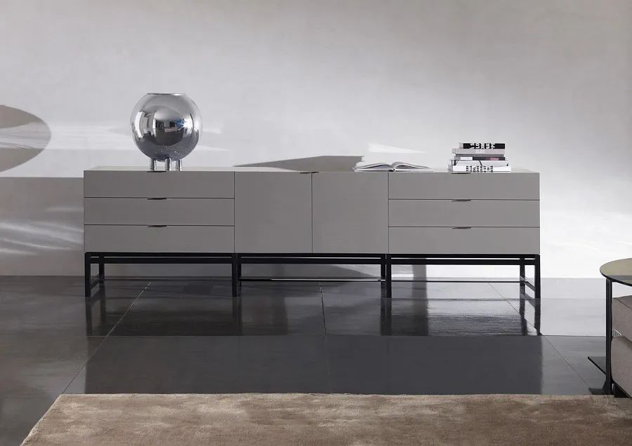 Тумба низкая Harvey, дизайн Minotti