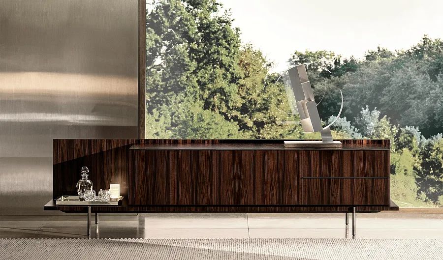 Тумба низкая Superquadra, дизайн Minotti