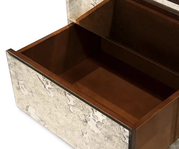 Тумба Tamara cс темя ящиками от KOKET, дизайн Boca do Lobo