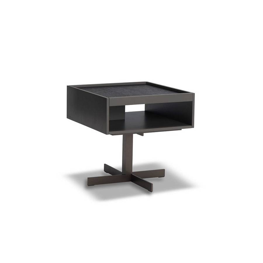 Тумбочка прикроватная Close, дизайн Minotti
