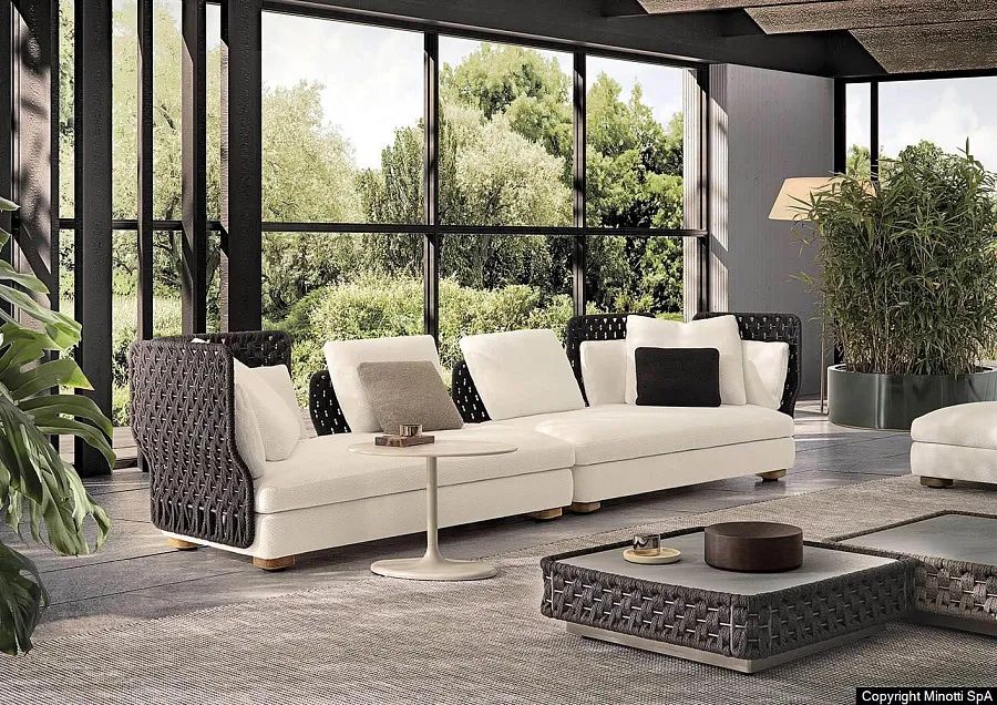 Журнальный столик Amii, дизайн Minotti