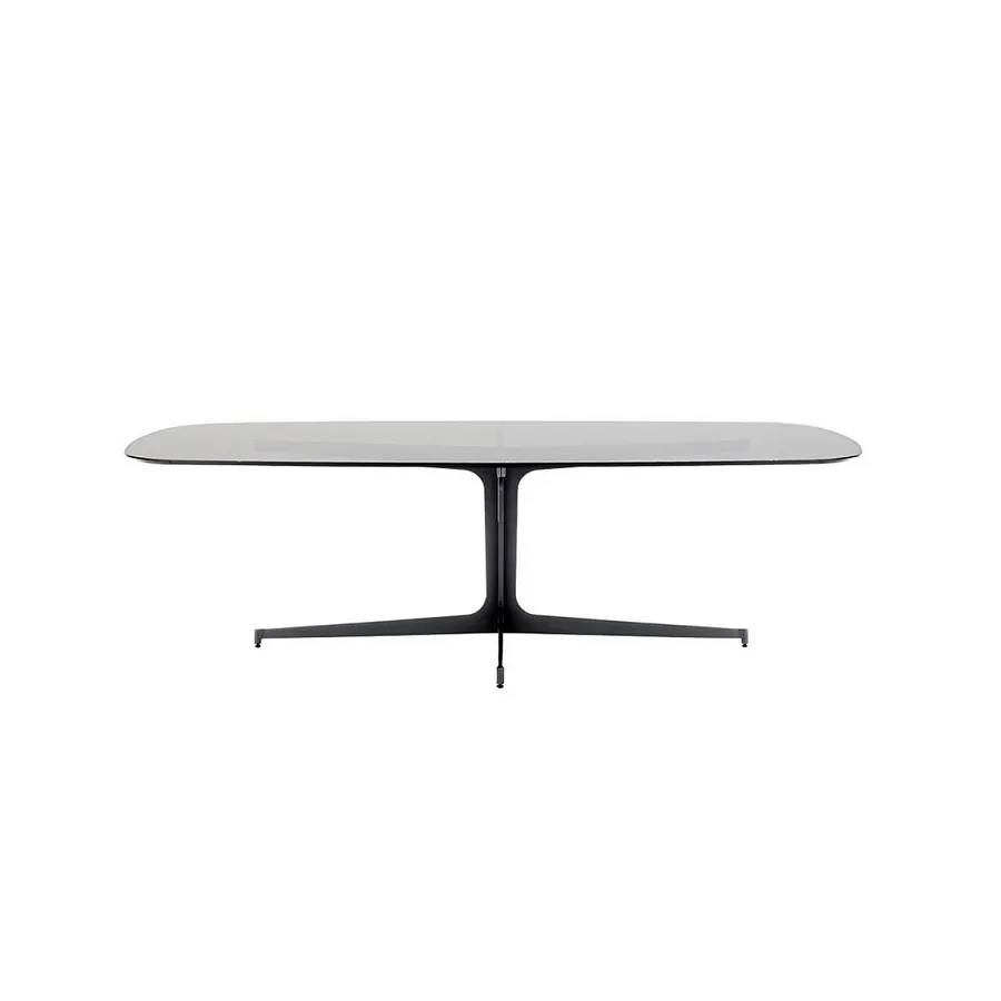 Журнальный столик Clyfford, дизайн Minotti