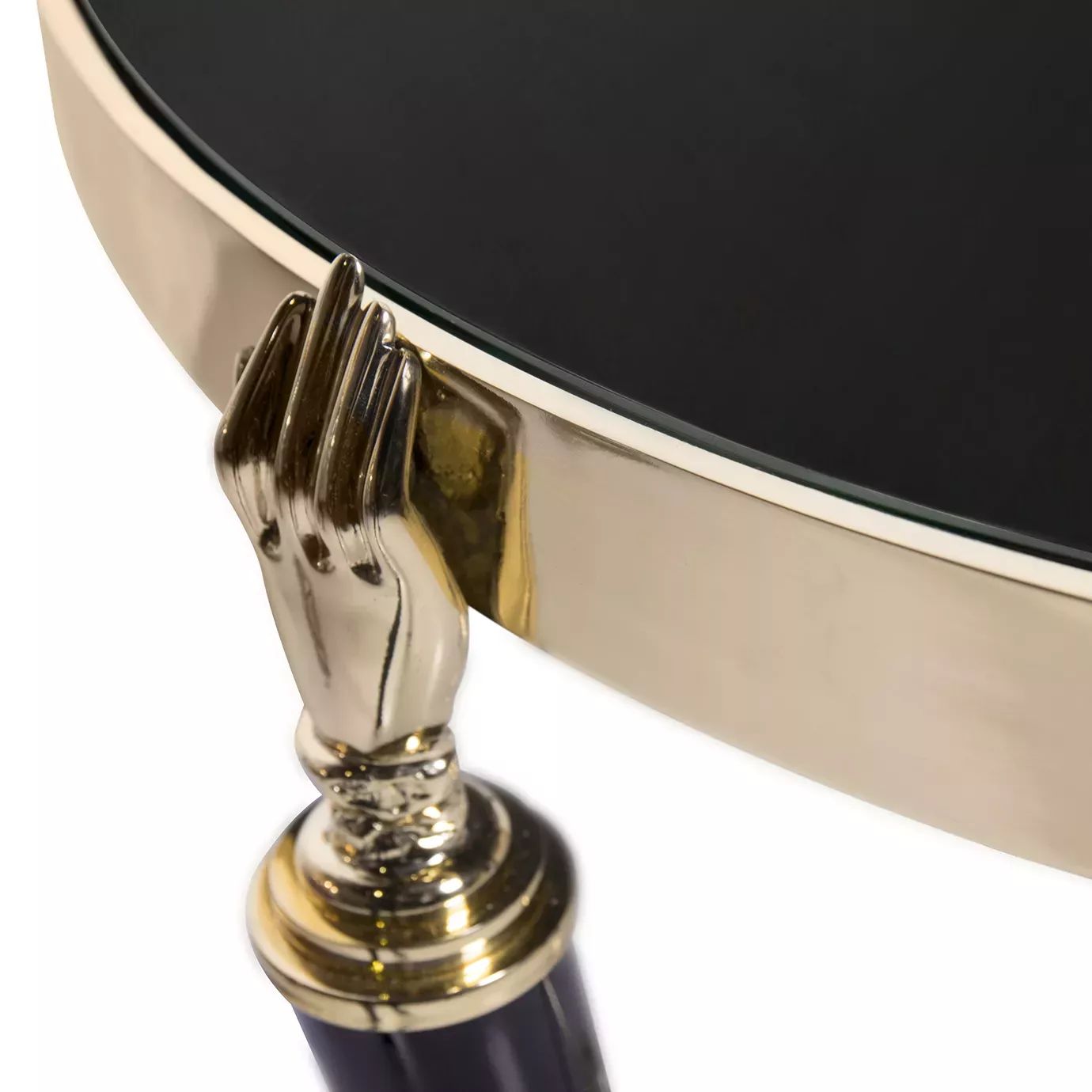 Журнальный столик Gisele Lacquer от KOKET, дизайн Boca do Lobo