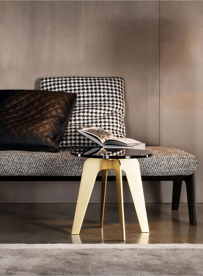 Журнальный столик Kirk 2, дизайн Minotti