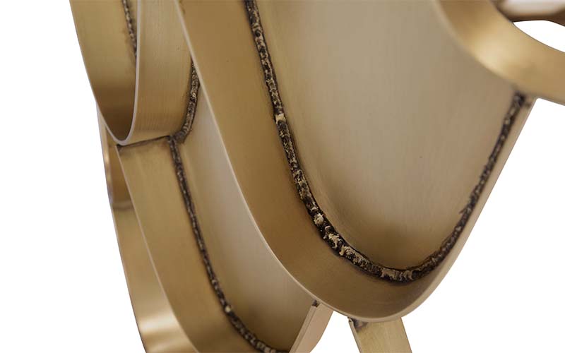 Журнальный столик KOI от BRABBU, дизайн Boca do Lobo